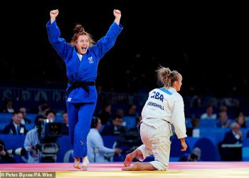 Judo Olimpijski hitno traži pomoć u pronalaženju nestalog brata nakon njegovog nestanka nakon nevolje u 3:00 glasovne pošte u Bristolu