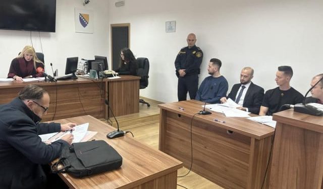 ‘KARTON REVOLUCIJA’ PRED SUDOM Adiju i Nedimu se sudi jer su presjekli dotok vode u ilegalne objekte na Prokoškom jezeru