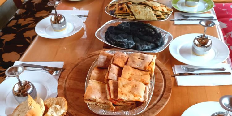 KOMIŠKA I VIŠKA POGAČA Jednostavni domaći recepti