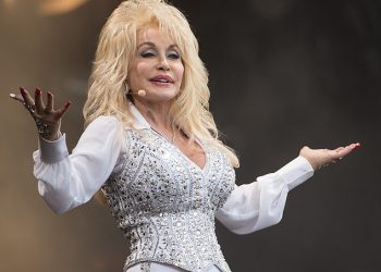 Kako je Carl Dean ‘Crush’ nadahnuo Jolene, kontroverzni najveći hit Dolly Parton