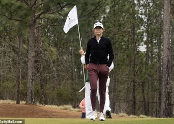 Katastrofa Kai Trumpa nastavlja se s jadnim drugim krugom na Top Golf turniru
