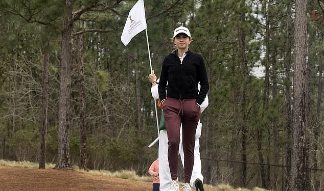 Katastrofa Kai Trumpa nastavlja se s jadnim drugim krugom na Top Golf turniru