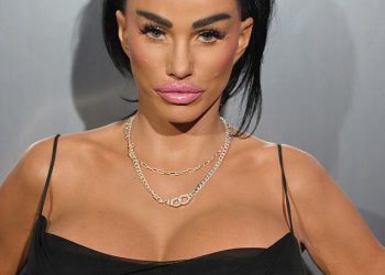 Katie Price otkriva zašto ne provodi Majčin dan ni s jednim od svojih petero djece