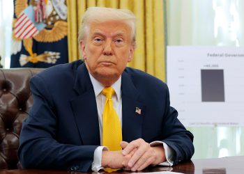 Kontinuirana rezolucija koju je potpisao Trump, isključeno je vladino isključivanje