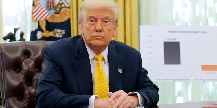 Kontinuirana rezolucija koju je potpisao Trump, isključeno je vladino isključivanje