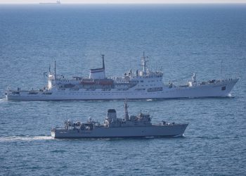 Kraljevska mornarica sjene tri ruska broda kroz engleski kanal