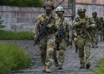 Kremlj traži ‘detaljne informacije’ o prekidu vatre dok američko oružje stiže u Ukrajinu