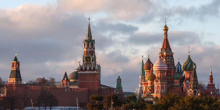 Kremlj upozorava na lažne vijesti usred mirovnih pregovora – RT World News