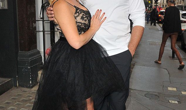 Kristina Rihanoff i Ben Cohen suočavaju se s velikim sporom s vjerovnicima i vladom “zbog financijskih problema nakon podjele