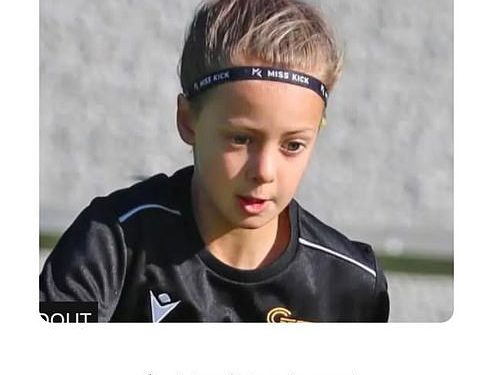 Liones Leah Williamson odaje počast djevojčici koja voli nogomet, 10 godina, ubijena kad je električni BMW upao u sportski teren