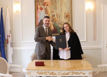 MJERA 30 X 30 Uručen deseti po redu ugovor za pomoć mladim obiteljima