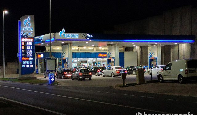 MUKE ZA KORISNIKE Preko vikenda se na Gazprom crpkama u BiH nije moglo plaćati karticom, danas problem otklonjen