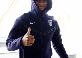 Marcus Rashford vraća se u kamp u Engleskoj dok Thomas Tuchel izlaže zagrljaje kako bi ponovno pozvali Jordan Henderson i Geordie Hero New Boy Dan Burn u St George’s Parku