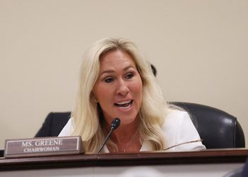 Marjorie Taylor Greene ponavlja obranu kanadskih tarifa koje je Trudeau već nazvao ‘lažna’