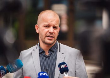 Martin Pauk se obrušio na strane radnike: “Naša borba za opstanak hrvatskog naroda…”