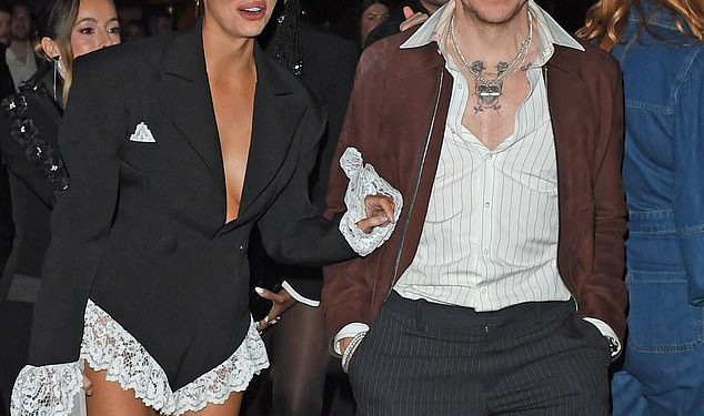 Maura Higgins napokon prekida svoju šutnju na društvenim mrežama nakon što je Danny Jones Britans Kiss – dok pobjegne iz drame radnim putovanjem u inozemstvo