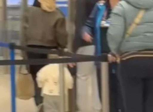 Molly-Mae Hague i Tommy Fury i dalje potiču glasine da se njihov odnos vraća jer se par vide zajedno na aerodromu Manchester s kćeri Bambi