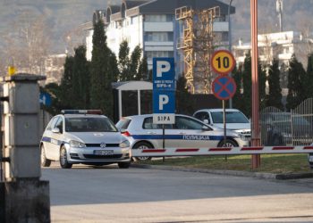 NA ZAHTJEV MUP-a RS Zaposlenici SIPA-e u Banjoj Luci napustili zgradu