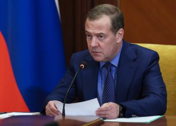NATO ‘Mirovni vođa’ u Ukrajini znači rat – Medvedev – RT Rusija i bivši Sovjetski Savez