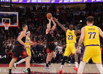 NBA Risulturati, Chicago Bullls Lakes, Cleveland San Antonio