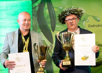 NOĆNJAK 2025. Dodijeljene medalje maslinarima i proglašeno najbolje otvoreno maslinovo ulje