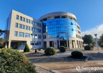 NOVI RAST CIJENA STRUJE Hoće li građani opet platiti loše poslovanje Elektroprivrede?