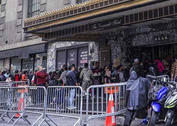 NYC olakšava migrantima da dobiju beneficije, stanovanje: Izvještaj