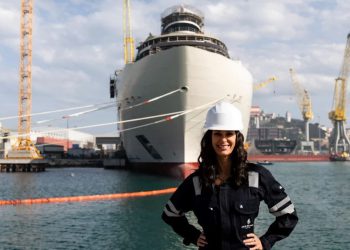 Na čelu prve luksuzne jahte brenda Four Seasons Yachts je kapetanica Kate McCue