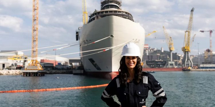 Na čelu prve luksuzne jahte brenda Four Seasons Yachts je kapetanica Kate McCue