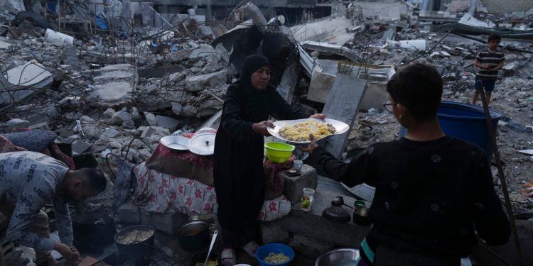 Najmanje 200 Palestinaca ubijenih dok Izrael pokreće masivni val štrajkova na Gazu