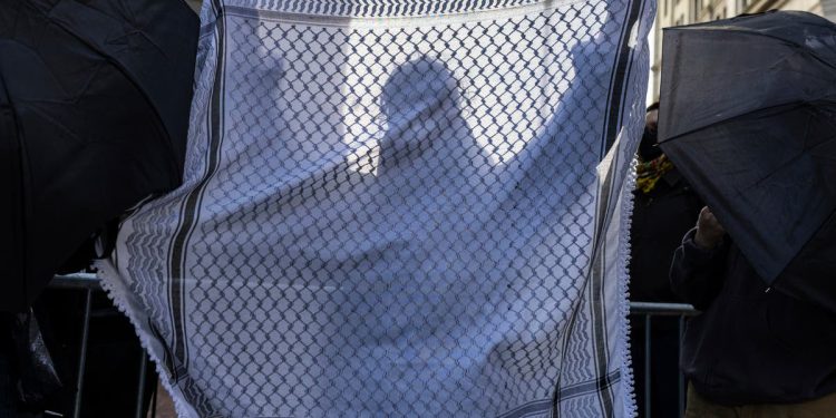 Nakon uhićenja Columbia, studenti međunarodnih fakulteta utišaju