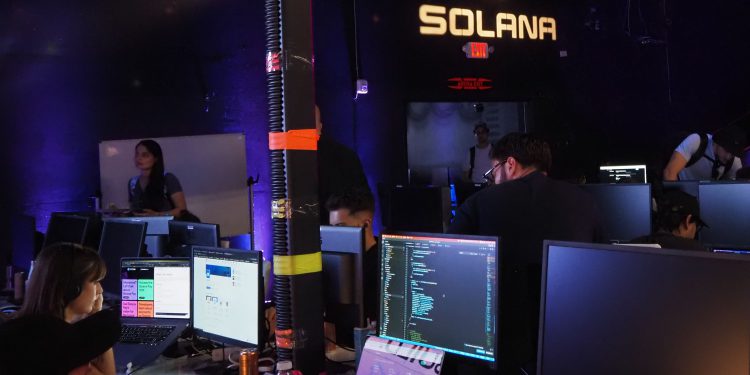 Napori u reformi inflacije Solane ne uspijevaju na dramatičnom završnom danu glasanja