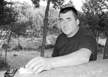 Napustio nas je junak, Željko Karoglan – Apač: Čovjek koji je među prvima kročio u oslobođeni Knin 1995. godine.