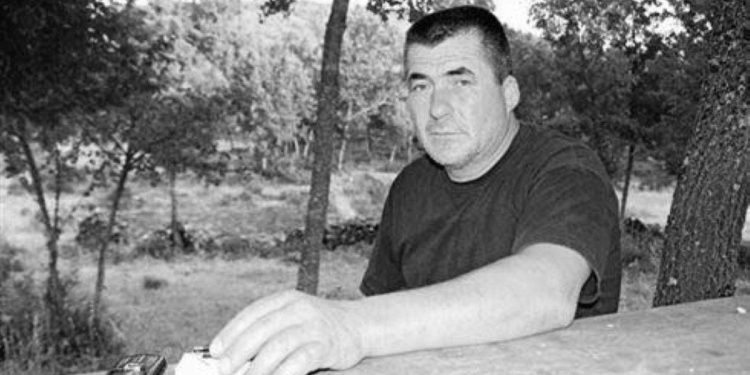 Napustio nas je junak, Željko Karoglan – Apač: Čovjek koji je među prvima kročio u oslobođeni Knin 1995. godine.
