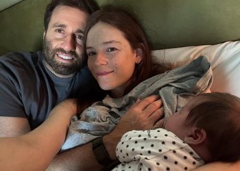 Nasljednica milijardera Georgia Geminder pozdravlja svoje drugo dijete sa suprugom direktora investicije Matthew Danoss