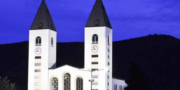 Novo ukazanje iz Međugorja zgromilo svijet: ‘Djeco, ne mogu vam ovako pomoći’