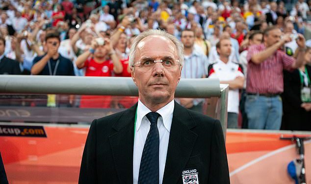 Obitelj Sven-Goran Eriksson ‘Napravite šestoznamenkastu zbroj prodajom njegovih memorabilija’-uključujući pozivnicu od kraljice-kako biste pomogli da se riješi dug kasnog bivšeg england menadžera u iznosu od 8 milijuna funti