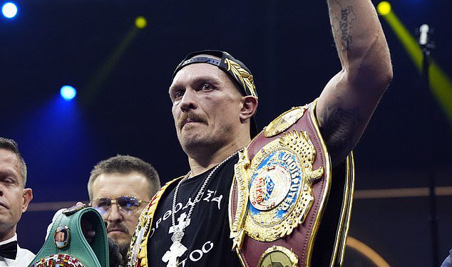 Oleksandr Usyk naredio je da WBO brani svoje pojaseve protiv Josepha Parkera