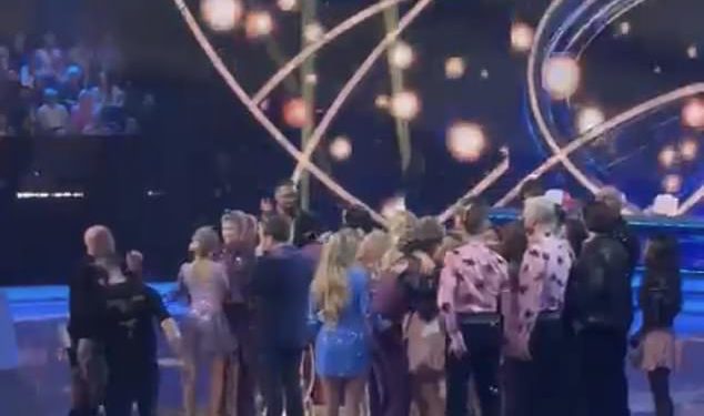 Ono što niste vidjeli na finalu Dancing On Ice: Od emocionalnog trenutka tima na ledu do Cheeky šale Stephena Mulhern – kao što je Show suočen s sjekirom