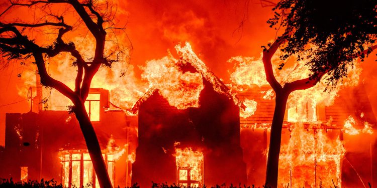 Oprema okruga Los Angeles tvrdi da je oprema za službu Južne Kalifornije započela Eaton Fire u novoj tužbi