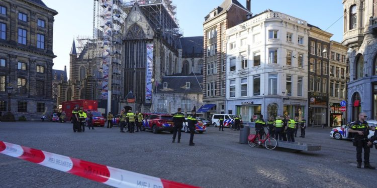 Osumnjičeni Amsterdam ubod iz bivše ukrajinske regije – policija (video) – RT World News