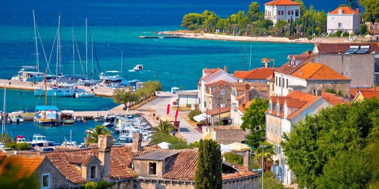 Otoci šibenskog arhipelaga liječnika nemaju “ni za lijek”