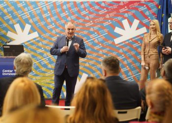 Otvoren Regionalni znanstveni centar u sklopu Centra izvrsnosti. Boban: “Izuzetno sam sretan i ponosan”