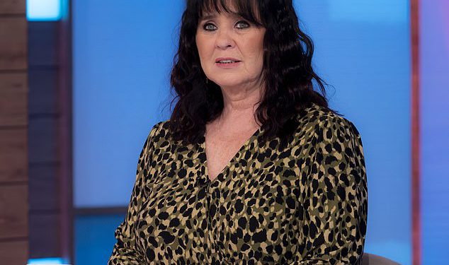 Ožalovanje Coleen Nolan ‘stavlja hrabro lice’ dok se priprema za proslavu prekretnice samo osam tjedana nakon tragične smrti voljene sestre Linde