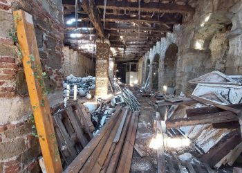 PAŠKI MAGAZINI SOLI Povijesno blago koje propada pred našim očima