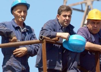 POMOĆ KOJA (NE) RJEŠAVA SVE Poslodavci od Vlade FBiH dobivaju 744.200 KM za radnike