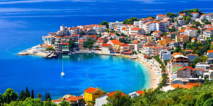 PRIPREME ZA SEZONU Stanje s rezervacijama za srpanj i kolovoz na Makarskoj rivijeri trenutačno nije baš sjajno