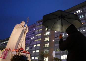 Papa od mehaničke ventilacije u potpunosti nakon prevladavanja rizika od respiratorne krize
