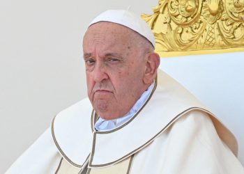 Pape Franjo Zdravstveno ažuriranje: Pontiff se približava novim prekretnicama dok se nastavlja bolnički boravak