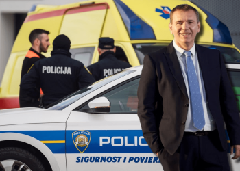 Pauletić pušten da se brani sa slobode. Ne smije se približavati školi